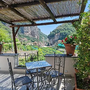 https://fior-darancio-amalfi.hotels-amalfi.com